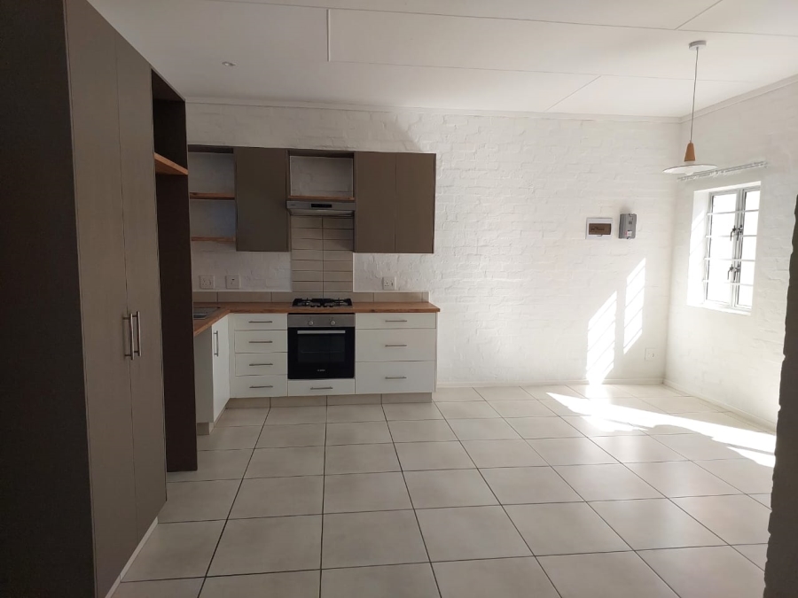 To Let 2 Bedroom Property for Rent in Mooikloof Country Estate Western Cape